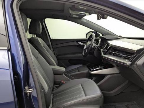 Used 2023 Audi Q4 e-tron Premium Plus RWD image 21