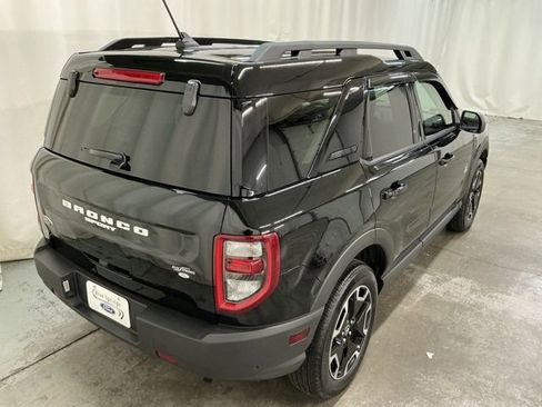 Used 2023 Ford Bronco Sport Outer Banks w/ Tech Package image 3