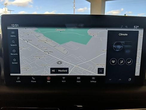 Certified 2022 Lincoln Nautilus AWD w/ Premium Package image 16