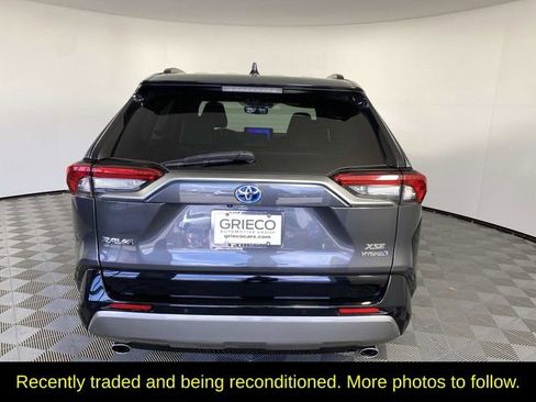 Used 2023 Toyota RAV4 XSE AWD/4WD image 7