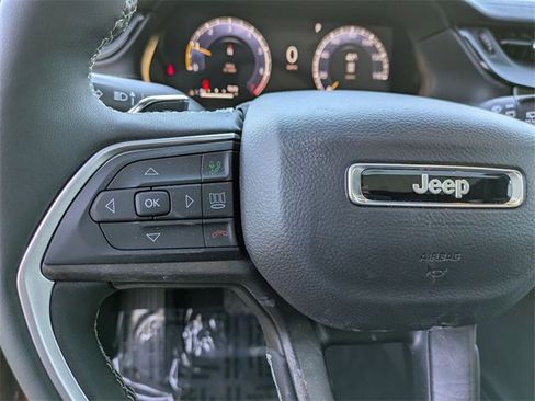 New 2026 Jeep Grand Cherokee Limited w/ Limited Altitude Package image 15