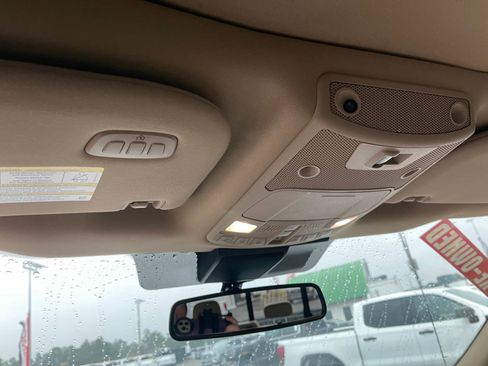 Used 2018 Ford F150 Lariat w/ Equipment Group 502A Luxury image 19