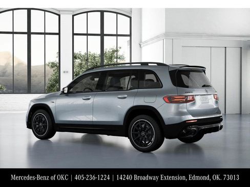New 2026 Mercedes-Benz GLB 35 AMG 4MATIC image 30