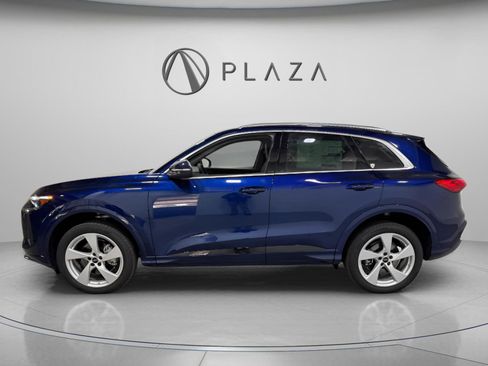 New 2025 Audi Q5 Premium Plus image 2