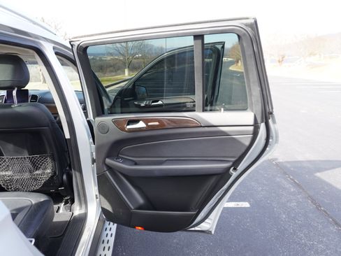 Used 2017 Mercedes-Benz GLS 450 4MATIC image 20