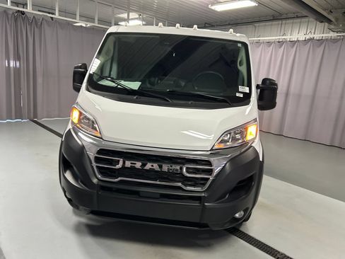 Used 2025 RAM ProMaster 2500 w/ U-Haul Equipment Group FWD image 2