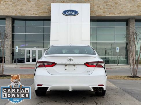 Used 2024 Toyota Camry SE image 23