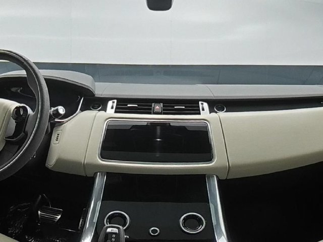 Used 2019 Land Rover Range Rover Sport HST AWD/4WD image 29