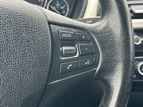 Used 2018 BMW 320i Sedan image 23