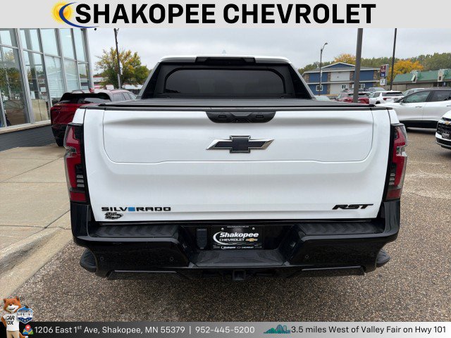 Used 2024 Chevrolet Silverado EV RST AWD/4WD image 5