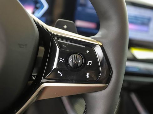 Used 2025 BMW X3 xDrive30i w/ Premium Package image 14