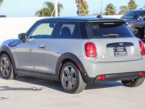 Used 2022 MINI Cooper SE image 5