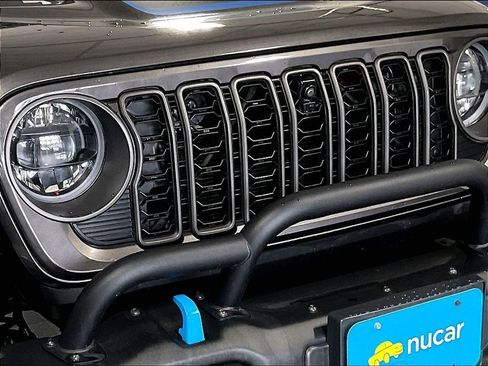 Used 2023 Jeep Wrangler Unlimited Rubicon 4xe AWD/4WD image 30