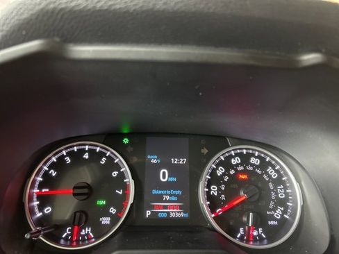 Used 2019 Toyota RAV4 LE image 65