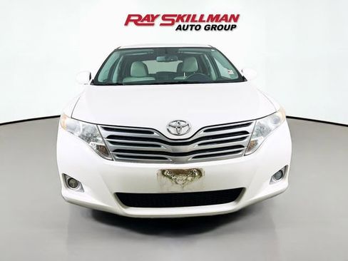 Used 2011 Toyota Venza AWD w/ Convenience Pkg image 2