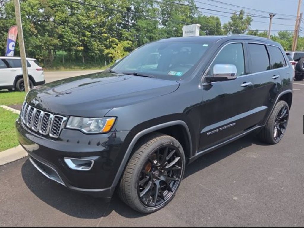 Used 2021 Jeep Grand Cherokee Limited AWD/4WD image 1
