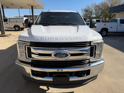 Used 2018 Ford F250 XLT image 8