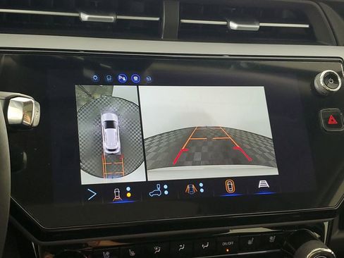 New 2027 Chevrolet Bolt RS w/ Super Cruise Package FWD image 17