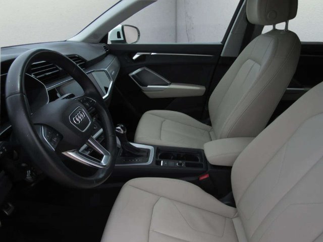 Used 2021 Audi Q3 2.0T Premium Plus w/ Premium Plus Package AWD/4WD image 16