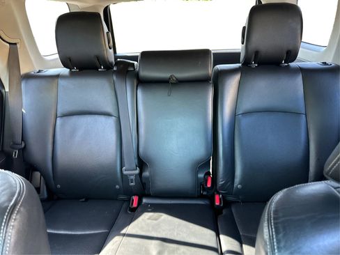 Used 2018 Toyota 4Runner Limited AWD/4WD image 12
