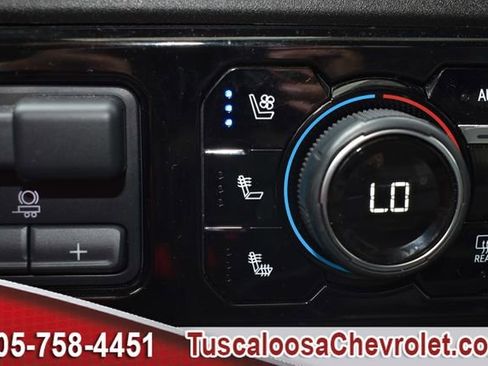 Used 2024 Chevrolet Silverado 2500 ZR2 w/ ZR2 Bison Edition image 39