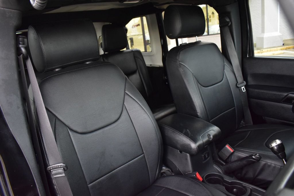 Used 2015 Jeep Wrangler Unlimited Sahara AWD/4WD image 19