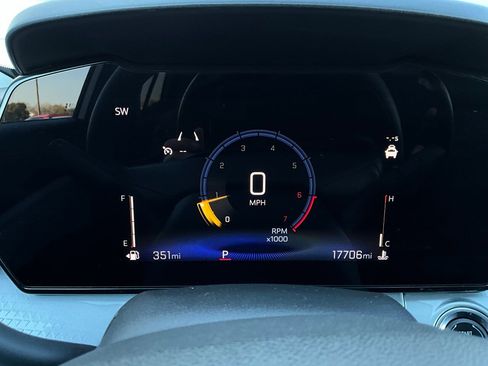 Used 2025 Chevrolet Trax LT image 35