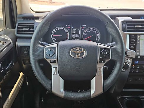 Used 2021 Toyota 4Runner Limited RWD image 11
