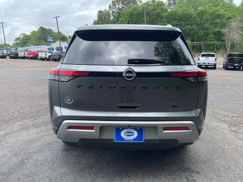 Used 2023 Nissan Pathfinder SL w/ Lighting Package (N92) FWD image 5