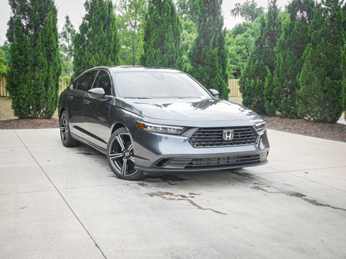 New 2026 Honda Accord SE image 2