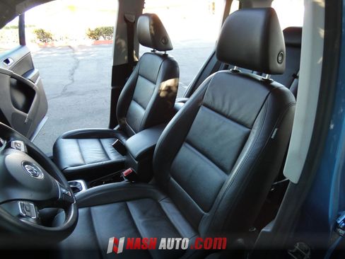 Used 2017 Volkswagen Tiguan SEL FWD image 50