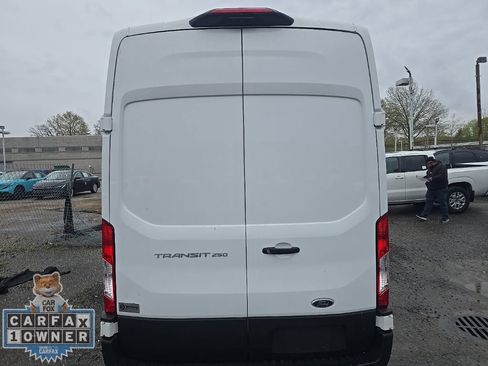 Used 2023 Ford Transit 250 148 High Roof RWD image 19