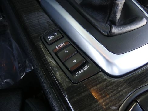 Used 2015 BMW Z4 sDrive35is image 47