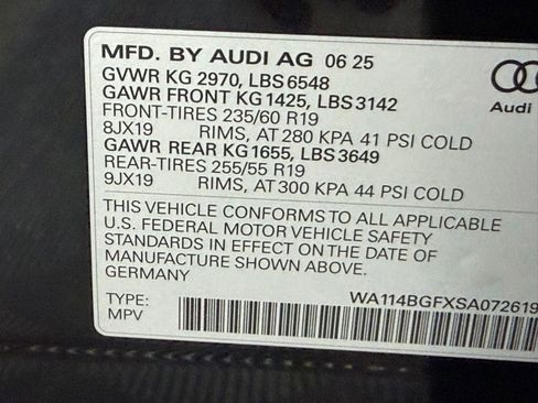Used 2025 Audi Q6 e-tron Premium w/ Convenience Package AWD/4WD image 35