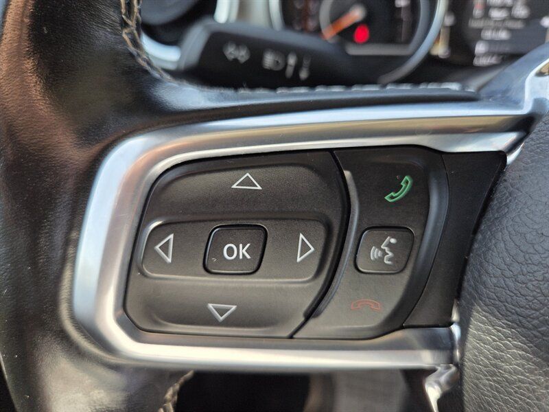 Used 2020 Jeep Gladiator Overland w/ Uconnect 4C Nav & Sound Group AWD/4WD image 16