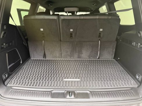 New 2026 Jeep Grand Wagoneer 4WD image 15