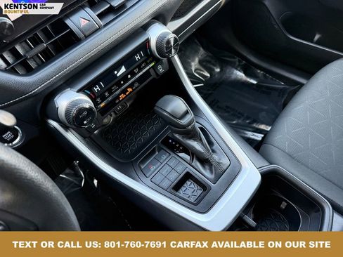 Used 2025 Toyota RAV4 XLE image 25