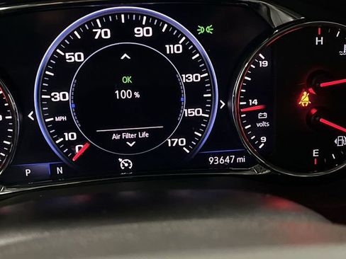 Certified 2022 GMC Acadia AT4 w/ Technology Package AWD/4WD image 13