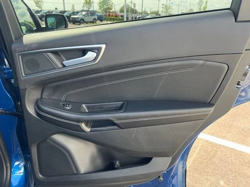 Used 2024 Ford Edge Titanium AWD/4WD image 13
