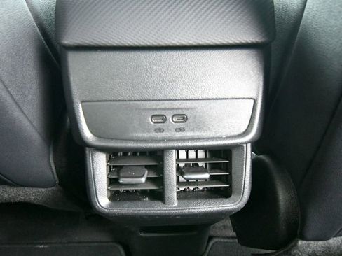 Used 2024 Chevrolet Equinox LT AWD/4WD image 17