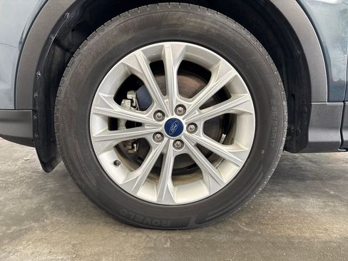 Used 2019 Ford Escape S image 31