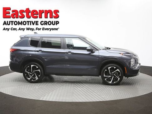 Used 2024 Mitsubishi Outlander SE AWD/4WD image 45