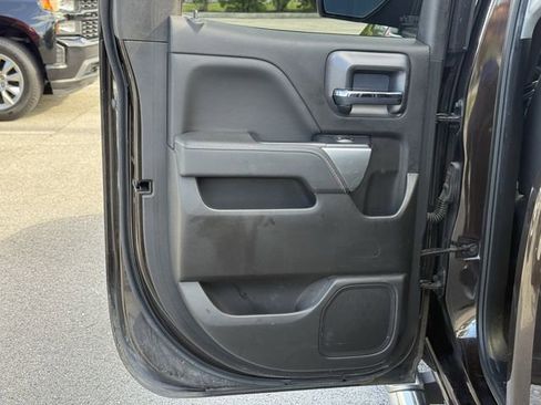 Used 2018 Chevrolet Silverado 1500 LT w/ All Star Edition image 34