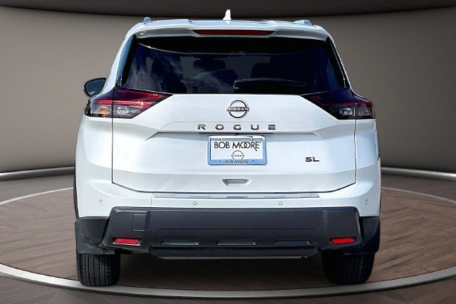 Certified 2024 Nissan Rogue SL w/ SL Premium Package FWD image 4