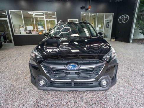 Used 2023 Subaru Outback Premium AWD/4WD image 6