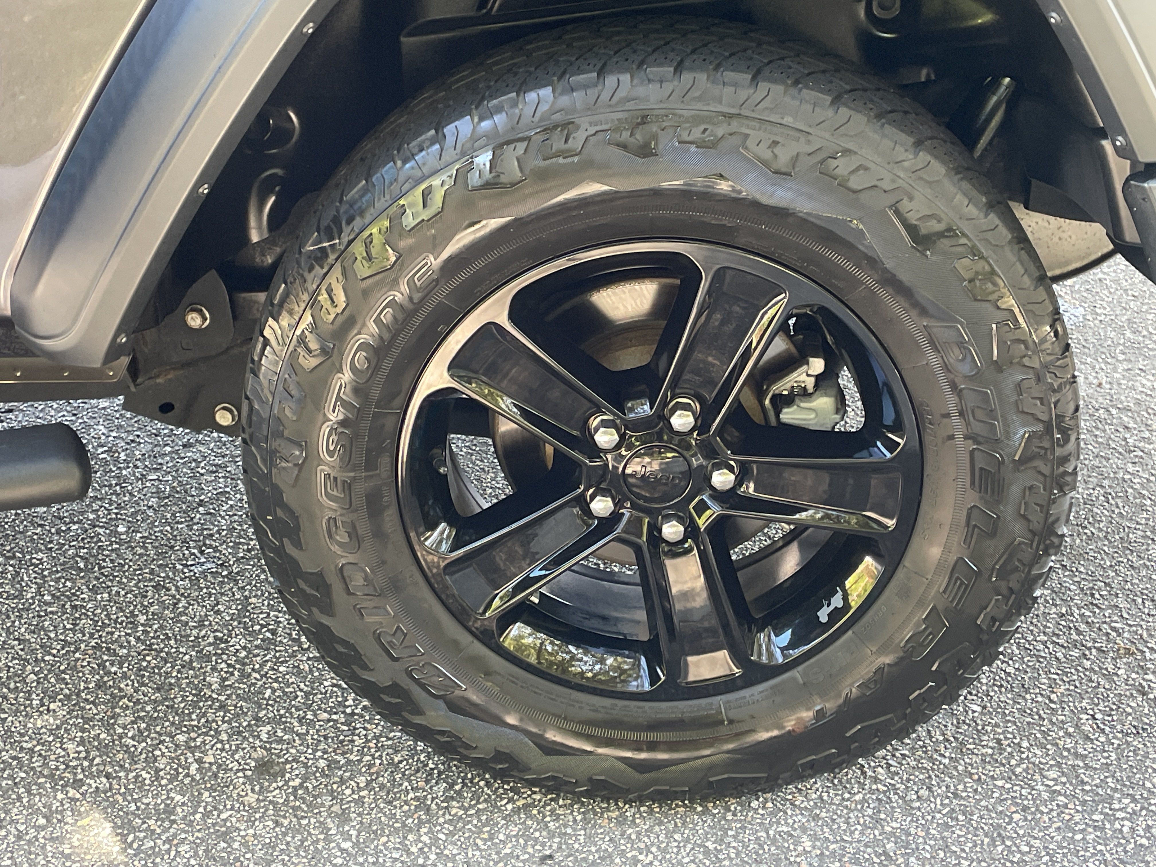Used 2020 Jeep Wrangler Sport AWD/4WD image 36