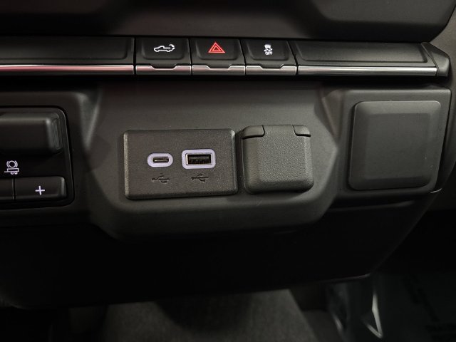 Certified 2022 Chevrolet Silverado 2500 Custom w/ Custom Convenience Package AWD/4WD image 26