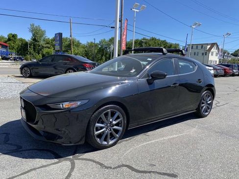 Used 2022 MAZDA MAZDA3 s FWD image 1
