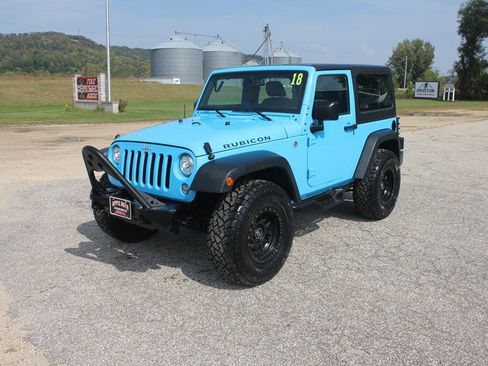 Used 2018 Jeep Wrangler Rubicon w/ Cold Weather Group image 1