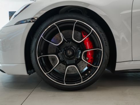 Used 2025 Porsche 911 Turbo AWD/4WD image 34